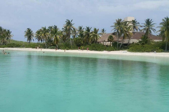 Isla Mujeres Unlimited Open Bar Catamaran, from Playa del Carmen - How This Tour Adds Value