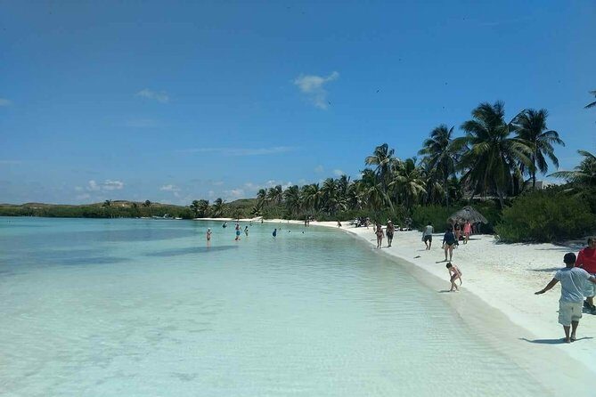 Isla Mujeres Unlimited Open Bar Catamaran, from Playa del Carmen - FAQ