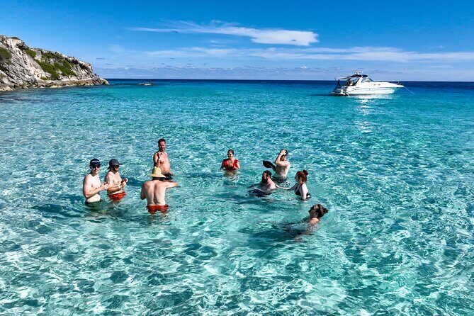 Isla Mujeres Yacht Tour Cancun - Key Points