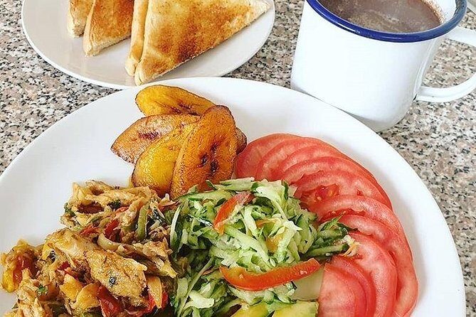 Island Bites & Highlights Food Tour (Full/Half Day) - The Guided Experience and Group Size