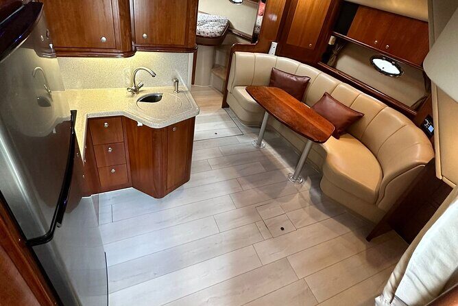 Island Fun Yacht Rental in Miami Beach - Considerations and Tips