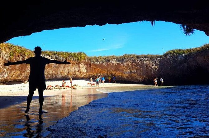 Islas Marietas PRIVATE enter hidden beach 100% GUARANTEED - What the Reviews Say: Authentic Experiences and Some Caveats