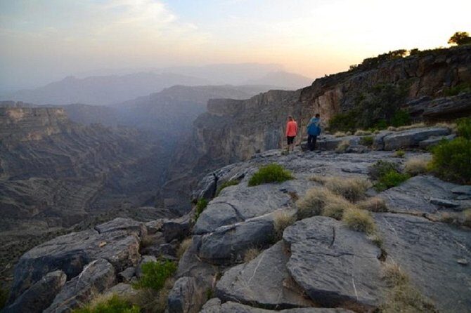 Jabl Shams with Nizwa for tours and sightseeing - The Itinerary Breakdown