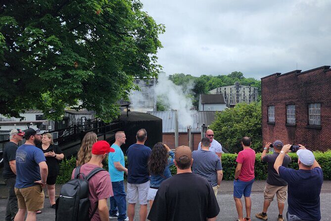 Jack Daniel Distillery Tour with Lynchburg & World's Longest Bar - FAQ