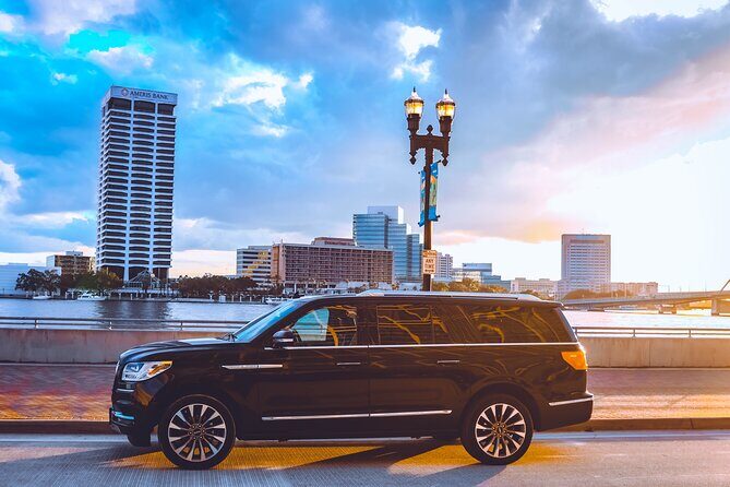 Jacksonville Airport Private Lux Car Transfer to Downtown Hotels - The Experience: What to Expect When You Book