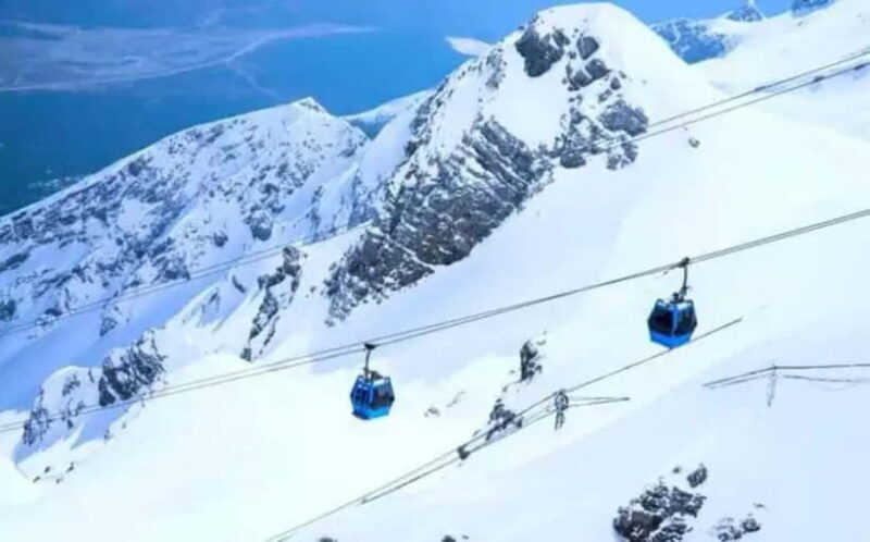 Jade Dragon Snow Mountain, Dongba Valley, Impression Lijiang - Cable Cars and High-Altitude Viewing