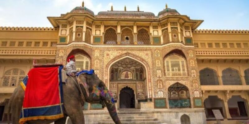 Jaipur: Amber Fort Guided Tour with Skip-the-Line Tickets - Inside the Fort: What You’ll Love