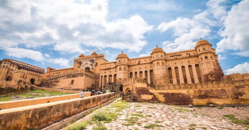 Jaipur: Amber Fort, Stepwell & Blind Love Temple Guided Tour - Why This Tour Works Well