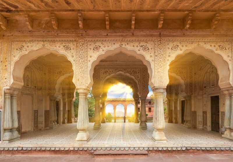 Jaipur Amer Fort, Jal Mahal & Stepwell Private Half-Day Tour - A Detailed Look at the Tour Experience