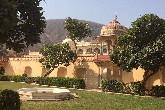 Jaipur City Tour by Private Car With English Speaking Driver - The Sum Up