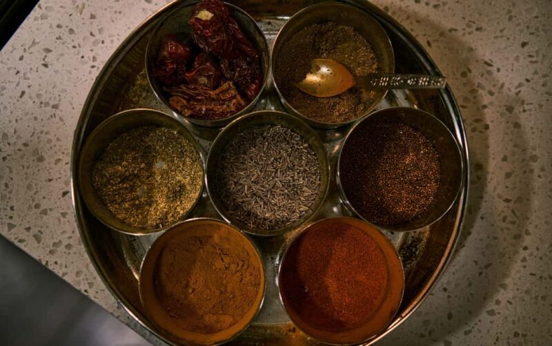 Jaipur: Cooking Class with Local Family and Pickup - Key Points