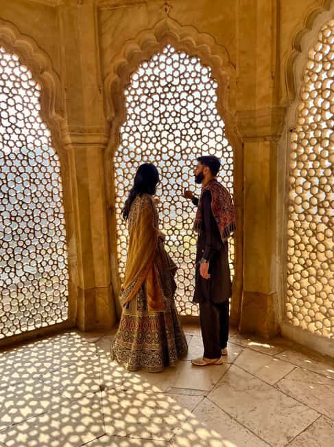 Jaipur: Forts & Folk Tales Evening with Rooftop Dinner - FAQ