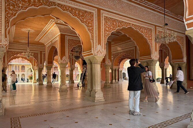 Jaipur: Full Day City Highlights Tour with Tour Guide - Who Should Consider This Tour?