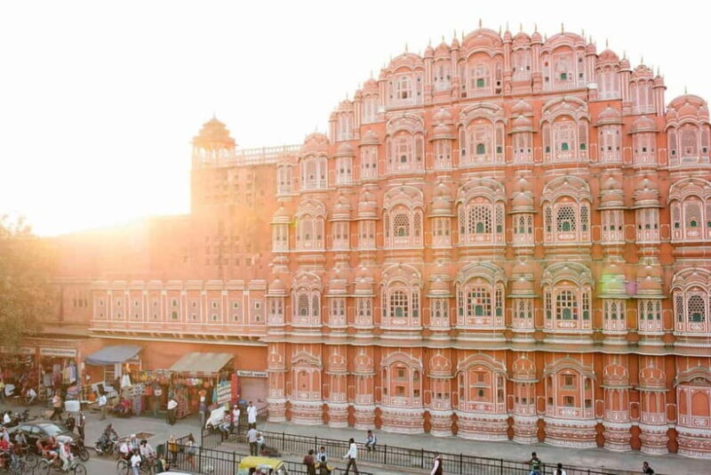 Jaipur: Half-Day Amer Fort, Jal Mahal & Stepwell Tour - Exploring Jaipur in Half a Day: What to Expect