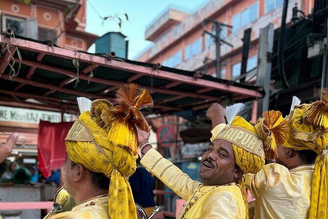 Jaipur Heritage Evening Walk - The Twilight Magic of Pink City - The Battery Rickshaw Ride and Final Stop at Albert Hall