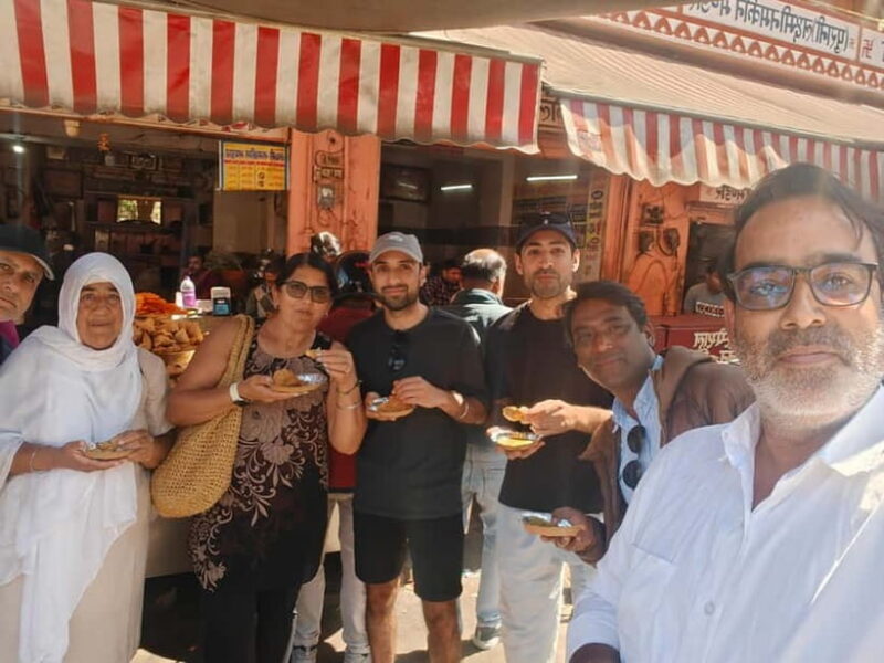 Jaipur: Historical Walking Tour and Street Food Tasting - Cultural Landmarks and Architecture Insights