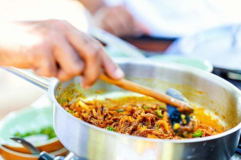 Jaipur: Market Tour, Cooking Class, and Meal with Family - Practical Details and Logistics