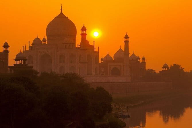 Jaipur Private Day Tour from Delhi - All inclusive - FAQs
