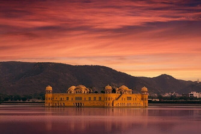 Jaipur: Private Full-Day City Sightseeing with Pick-Up & Drop off - Patrika Gate: Modern Cultural Landmark