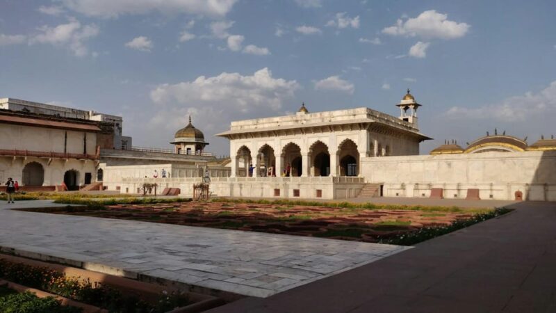 Jaipur: Same Day Taj Mahal & Agra Fort with transfers - The Sum Up