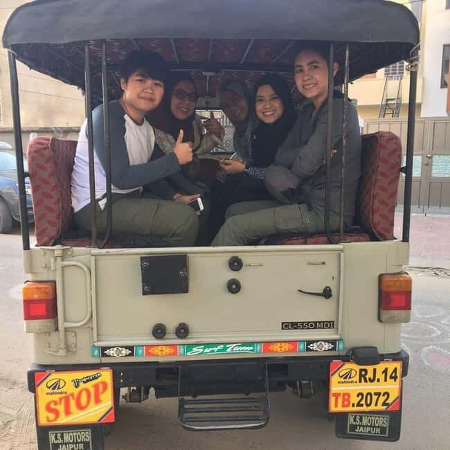 Jaipur: Village Jeep Safari in Open Jeeps - Why This Tour Works Well for Travelers