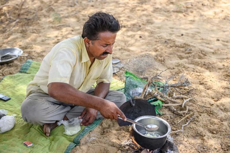 Jaisalmer: Dinner on the Dunes - An In-Depth Look at the Experience