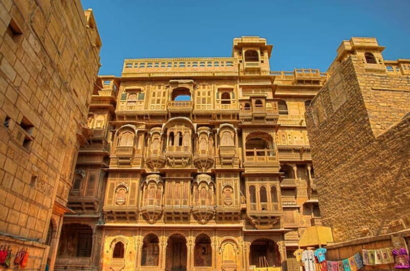 Jaisalmer : Full Day Sharing Group Guided Sightseeing Tour - The Havelis and Market