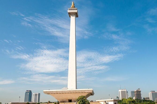Jakarta Private Tour With Guide and Lunch - Who Should Consider This Tour?