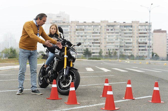 Jakarta Scooter Lessons and Motorcycle Lessons - Who Will Love This Experience?