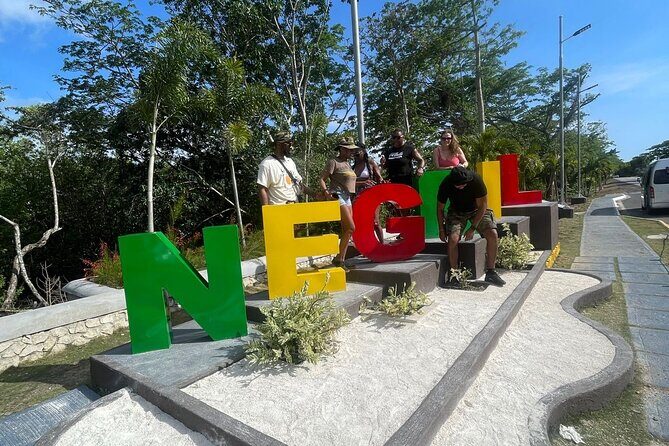 Jamaica Adventure: Bamboo Rafting, Negril Beach & Rick's Sunset - Travelers’ Impressions