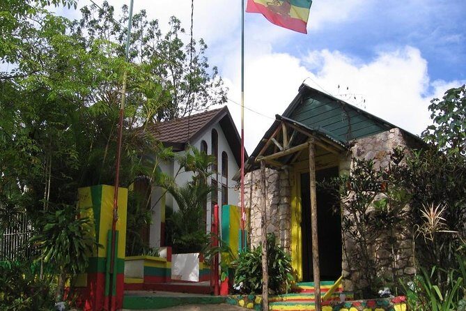 Jamaica Combo Tour: Dunn's River Falls and Bob Marleys Nine Mile - What to Expect and Practical Tips