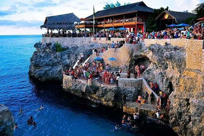 Jamaica Sunset at Rick's Cafe Private Tour with Transfer - Key Points