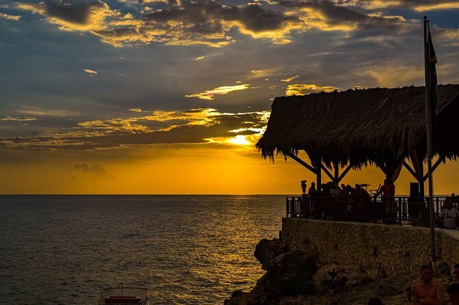 Jamaica Sunset at Rick's Cafe Private Tour with Transfer - An In-Depth Look at the Rick’s Cafe Private Tour