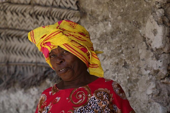Jambiani Village Women at work and play - Summary: Who Should Consider This Tour?