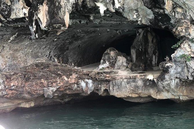 James Bond Island, Panak & Hong Island Trip + 1 Canoeing By Big Boat From Phuket - The Sum Up