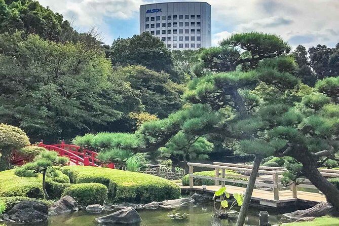 Japanese Garden & Western Architecture: Akasaka exploration tour - Discover Tokyo’s Hidden Gems: An In-Depth Look at the Akasaka Tour