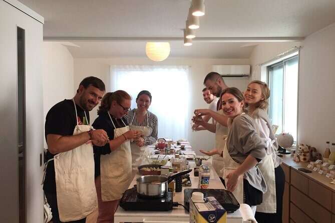 Japanese Home Cooking Class with Local Supermarket Visit - Diving Into the Experience