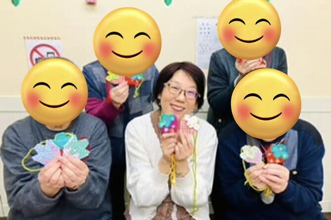 Japanese miniature kimono made with origami in Osaka - Who Should Consider This Tour?