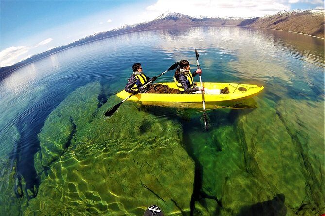 Japan's No. 1 Water Quality National Lake Shikotsu, Hokkaido's first landing clear kayak tour difficulty level (medium) - A Deep Dive into the Shikotsu Lake Kayak Experience