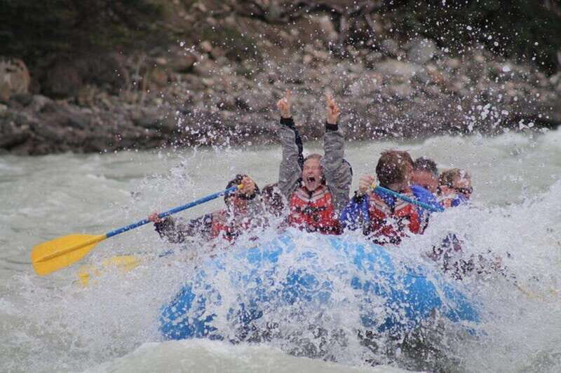 Jasper: Athabasca River Mile 5 Whitewater Rafting Tour - The Guides and Their Role in the Experience