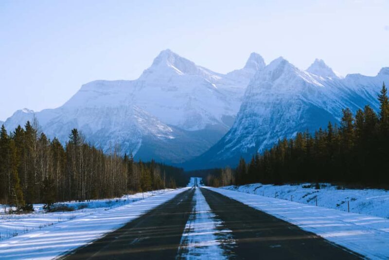 Jasper: Day Tour to Jasper's Lakes & Banff Canyon - Key Points