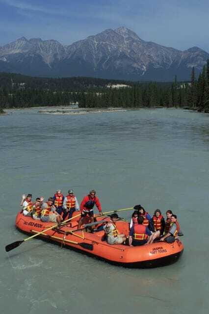 Jasper: Jasper National Park Easy 2-Hour Rafting Trip - An Authentic Wilderness Float in Jasper National Park