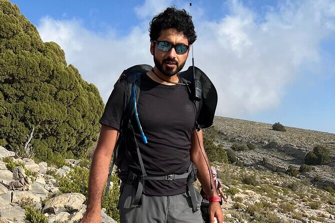 Jebel Shams summit W4 - The Challenges and Considerations