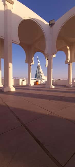 Jeddah: City tour include old Jeddah OR Safari - Key Points