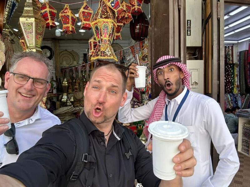 Jeddah: Private Highlights Tour of Most Instagrammable Spots - Key Points