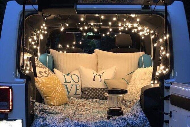 Jeep + Movie + Stars: A Romantic Night in the Las Vegas Mountains - Who Will Love It?