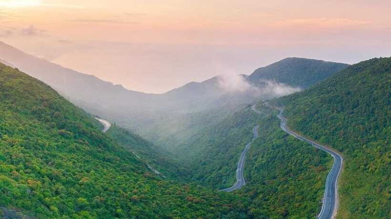 JEEP TOUR VIA HAI VAN PASS FROM HOI AN/HUE - Who Will Love This Tour?