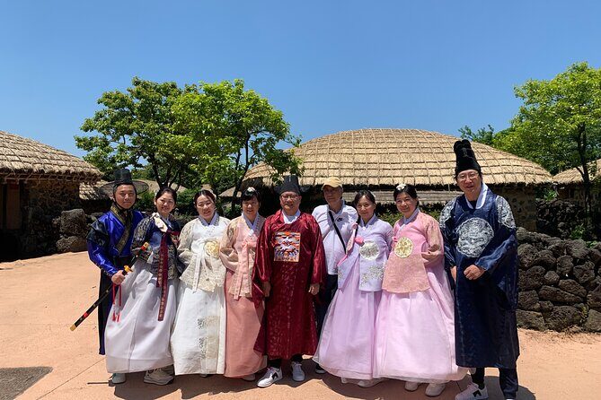 Jeju bus tour with professional English guide for cruise customer - Who Should Book This Tour?
