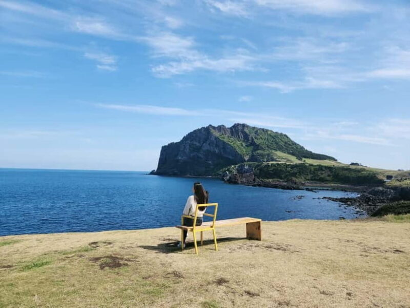 Jeju East: Cherry Blossom Early Bird Tour with Hotel Pickup - Starting Point: Hotel Pickup in Jeju City
