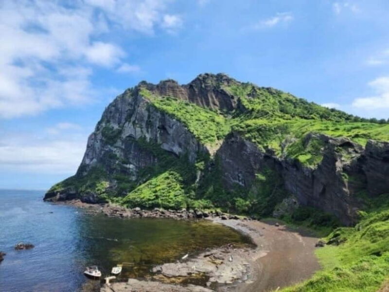 Jeju: Eastern UNESCO and Must-See Spots Tour - The Itinerary in Detail